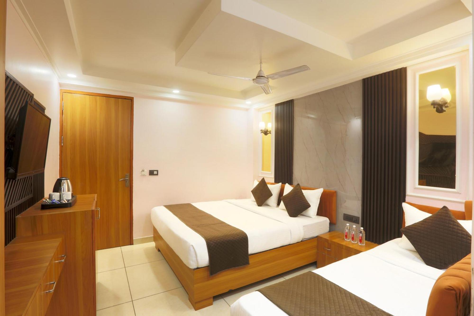 Hotel Aerostay Residency Igi Airport Delhi 新德里 外观 照片