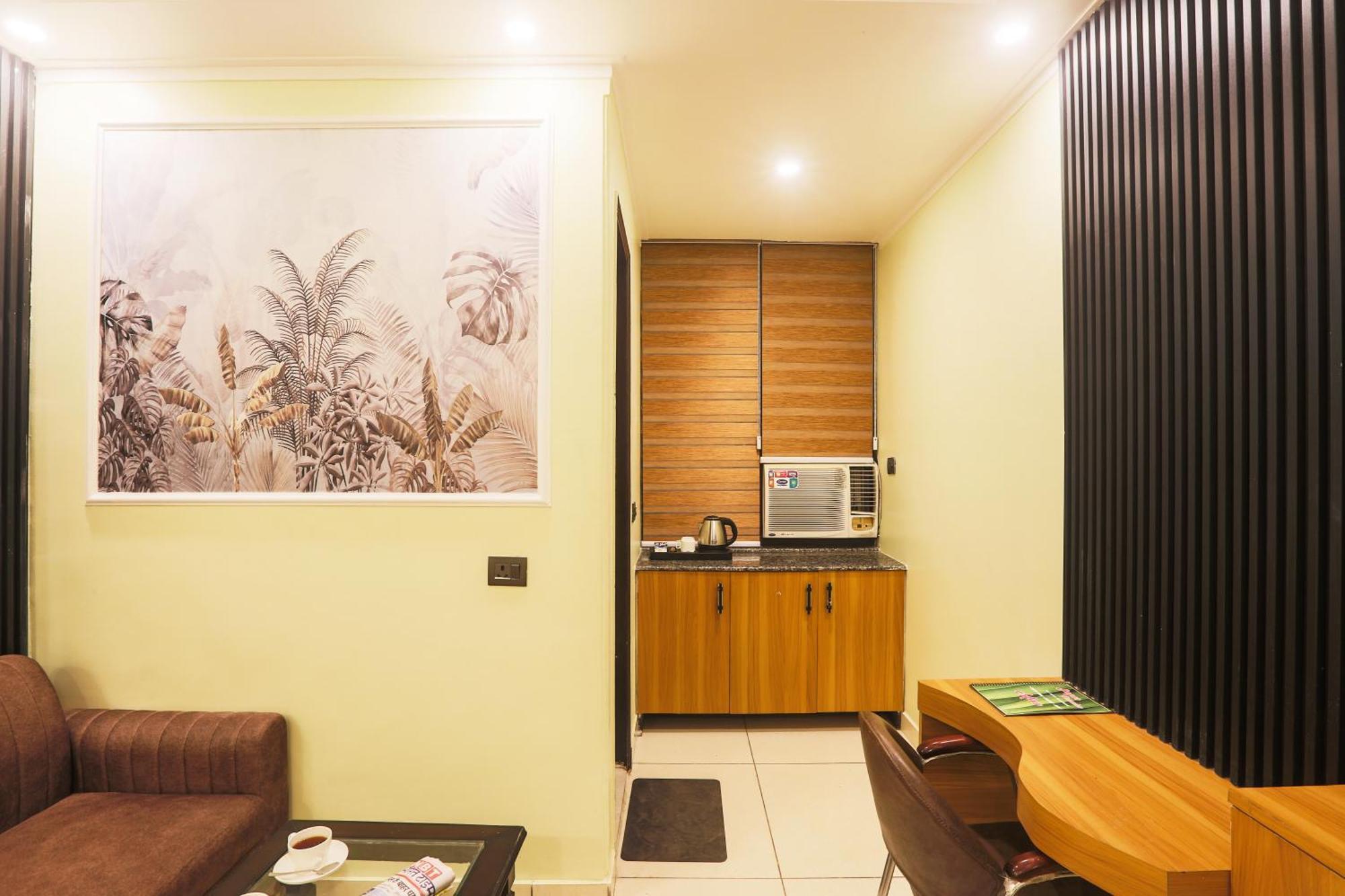 Hotel Aerostay Residency Igi Airport Delhi 新德里 外观 照片