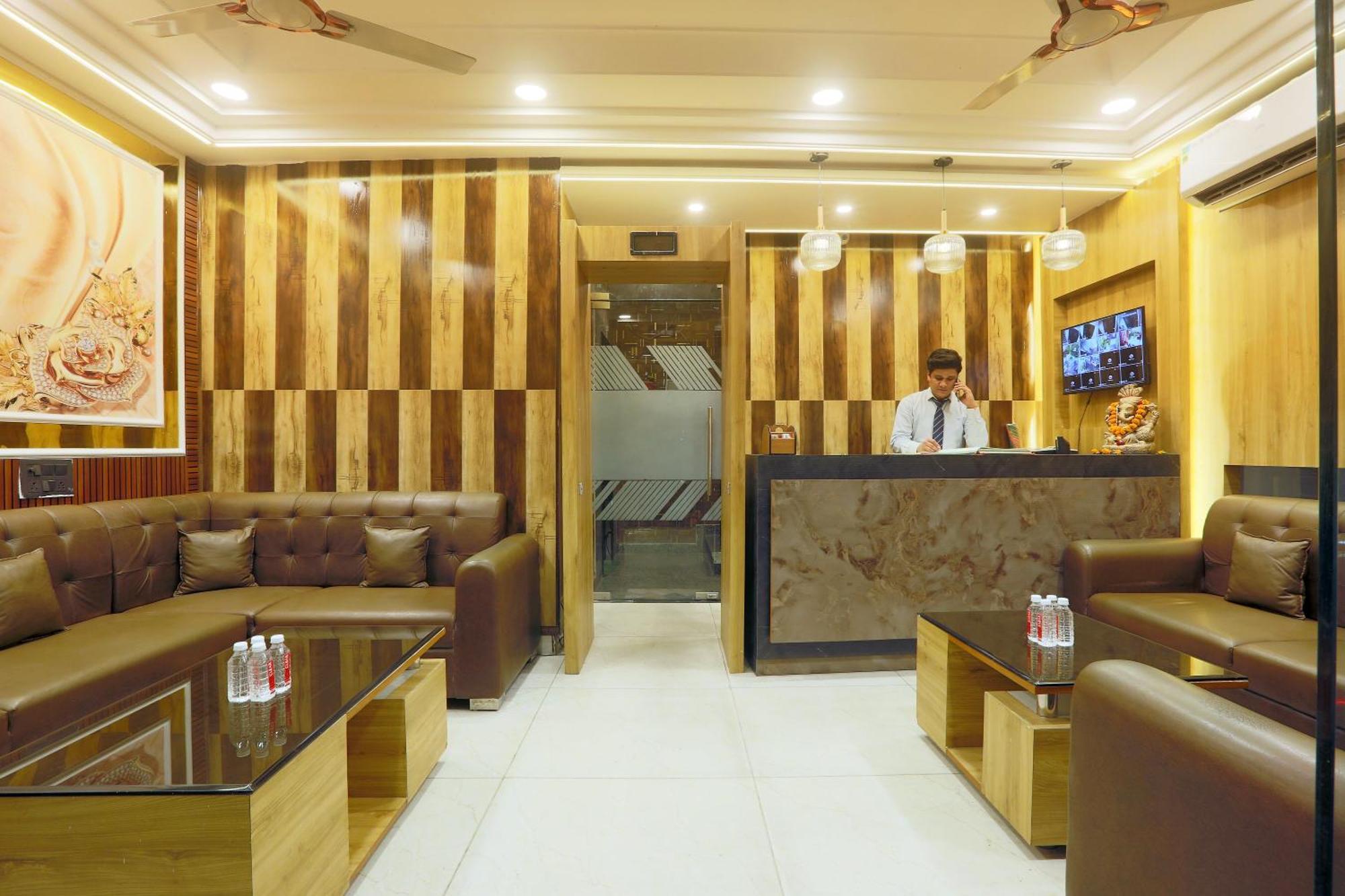 Hotel Aerostay Residency Igi Airport Delhi 新德里 外观 照片