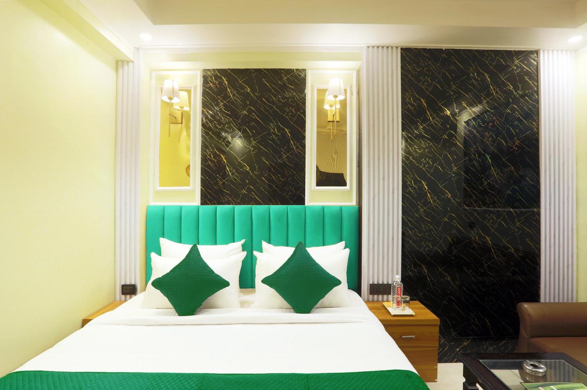 Hotel Aerostay Residency Igi Airport Delhi 新德里 外观 照片